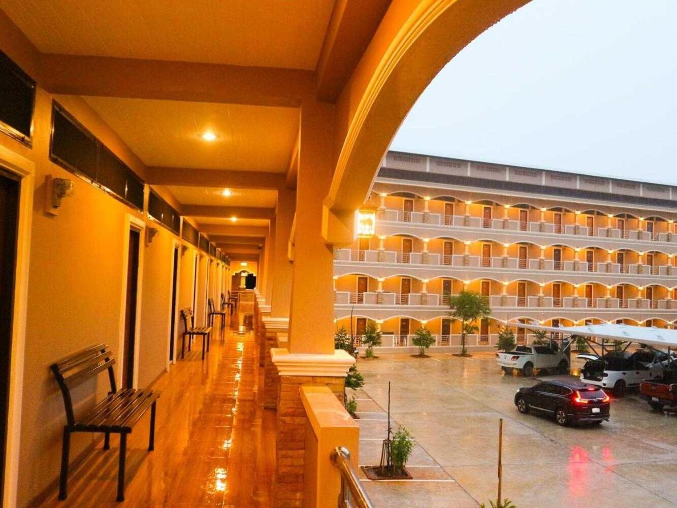 Capital O 75521 Sang Siri Apartment สมุทรสงคราม ภายนอก รูปภาพ