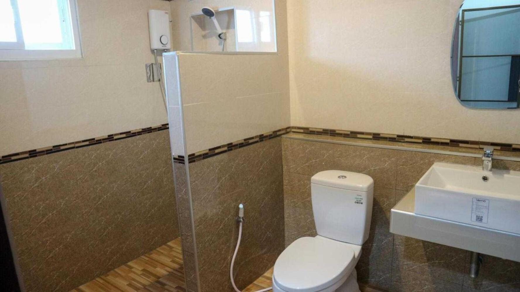 Capital O 75521 Sang Siri Apartment สมุทรสงคราม ภายนอก รูปภาพ