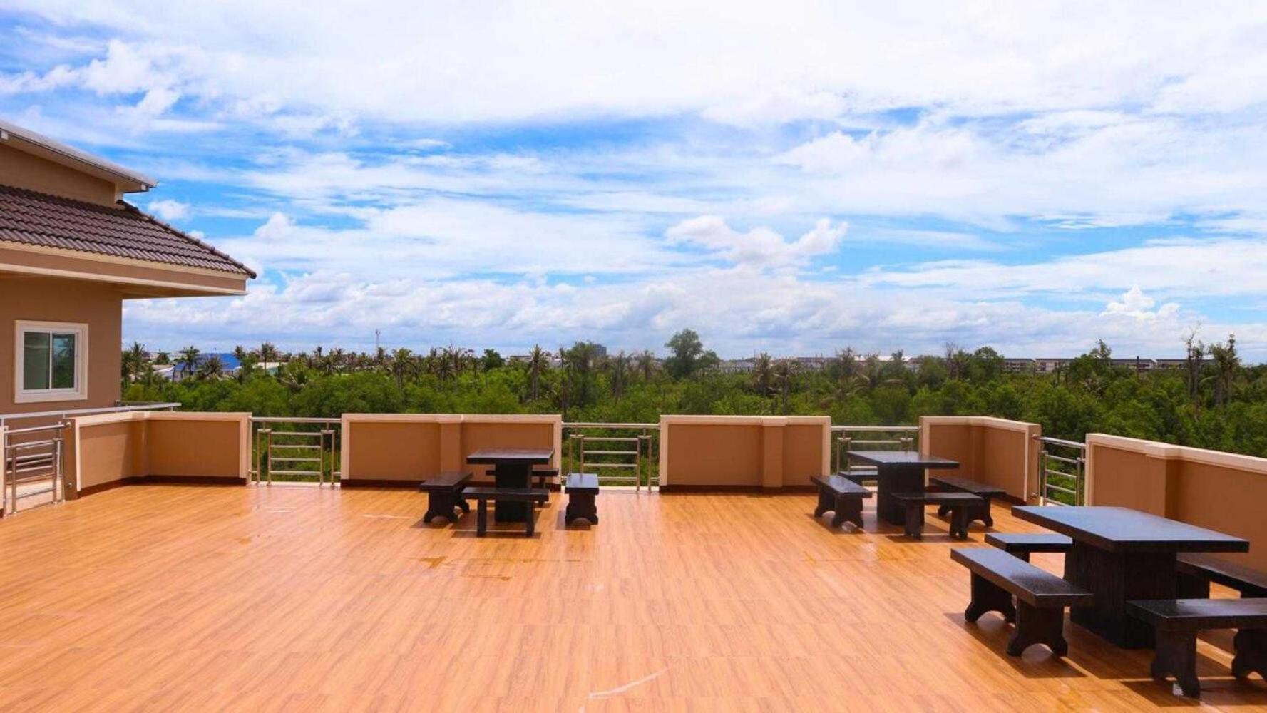 Capital O 75521 Sang Siri Apartment สมุทรสงคราม ภายนอก รูปภาพ